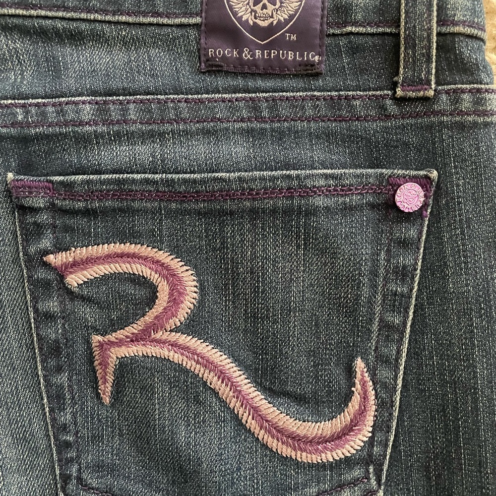 Rock & Republic Women's Charcoal Jeans with Purple Stitching